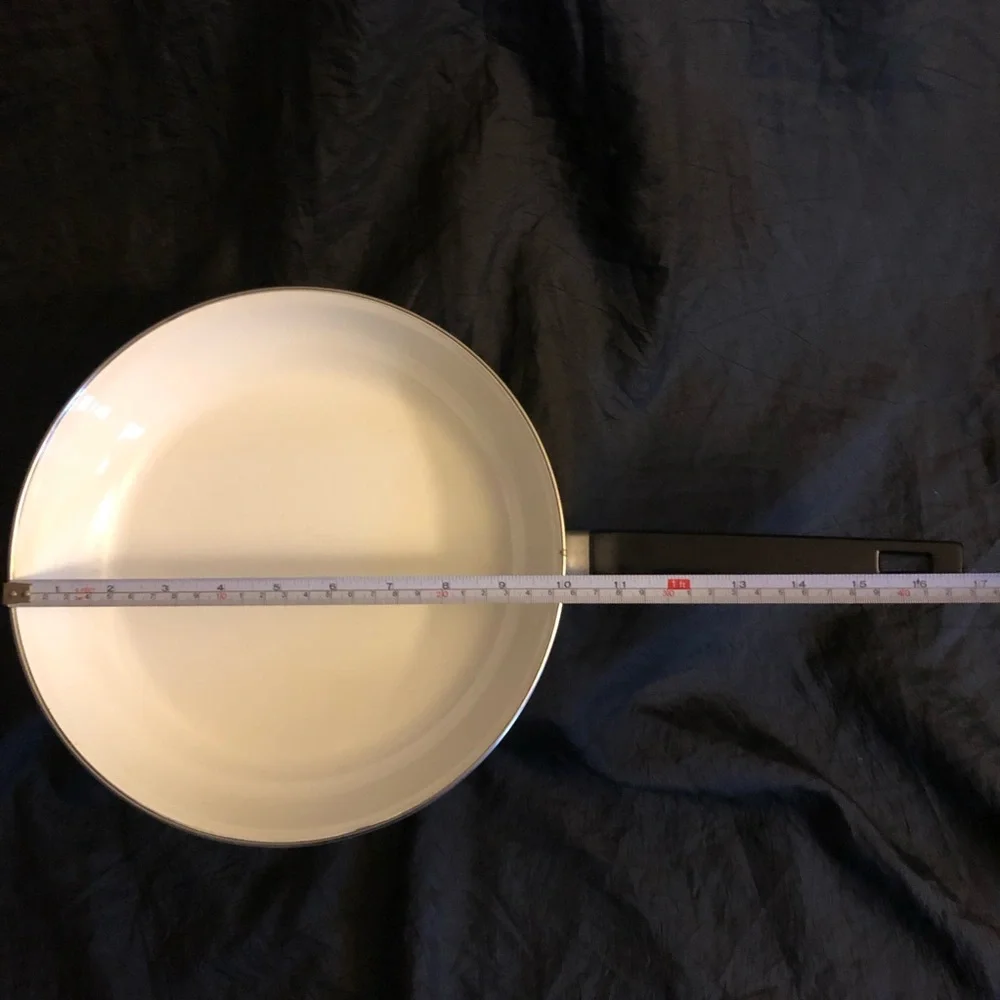 Vintage Floral Enamelware 10” Pan